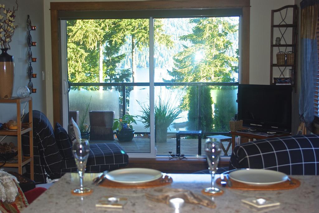 Wild Coast Chalets ポート・レンフルー 部屋 写真